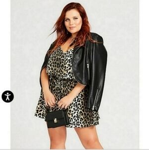 NWT LORALETTE 18 leapord print romper